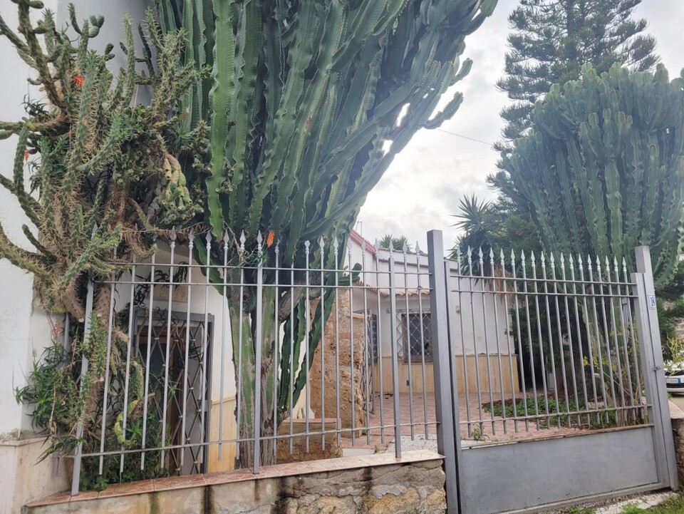 Casale in Vendita a Palermo Pallavicino