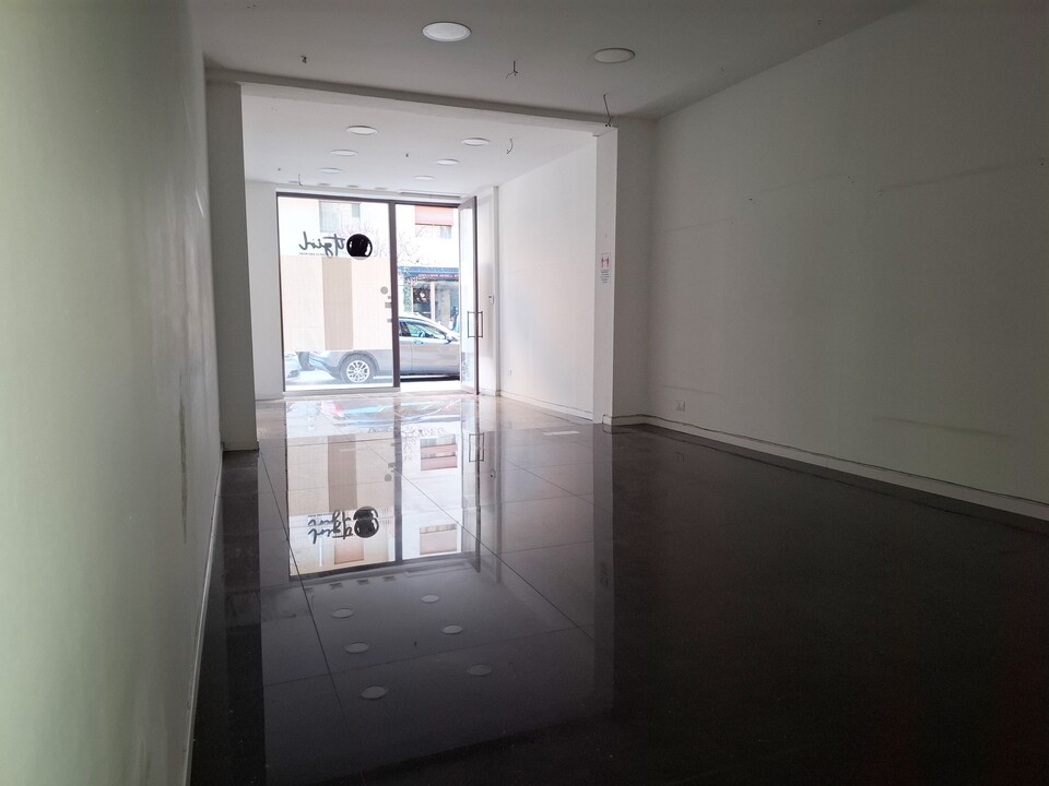 Negozio in Vendita a Palermo Sciuti - Lazio - Restivo