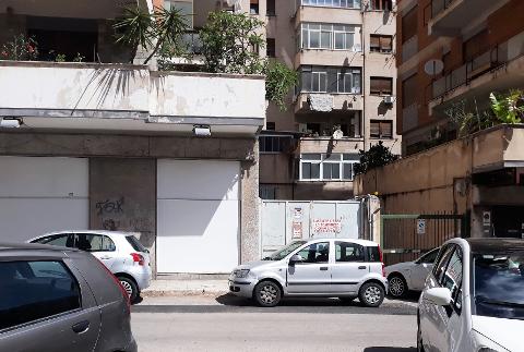 Garage singolo in Vendita a Palermo Notarbartolo - Terrasanta