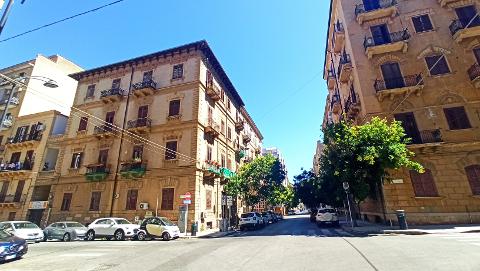 Negozio in Vendita a Palermo Libertà - Croci - Politeama