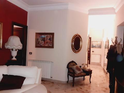 Appartamento in Vendita a Palermo Villagrazia