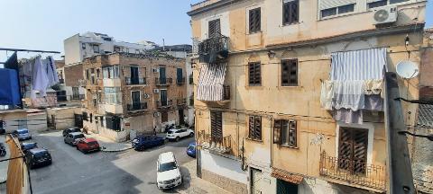 Appartamento in Vendita a Palermo Università - Villaggio Santa Rosalia
