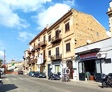 Appartamento in Vendita a Palermo Zisa - Tribunale