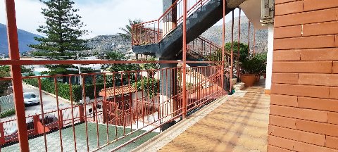 Appartamento in Vendita a Palermo Partanna Mondello