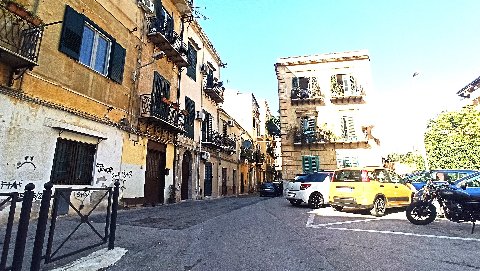 Appartamento in Vendita a Palermo Olivuzza - Tribunale