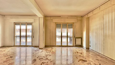 Appartamento in Vendita a Palermo Malaspina - Aurispa - Parlatore
