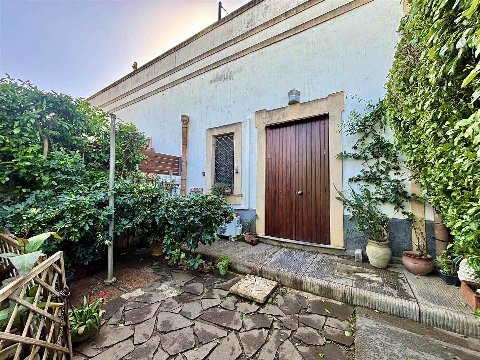 Appartamento in Vendita a Palermo Cardillo