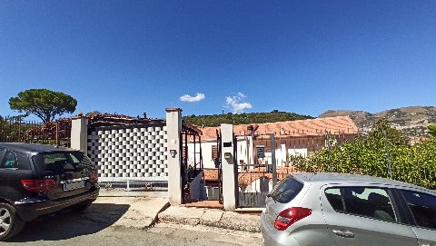 Villetta a schiera in Vendita a Altofonte Piano Maglio (Palermo)