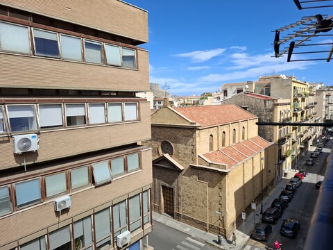 Appartamento in Vendita a Palermo Notarbartolo - Terrasanta
