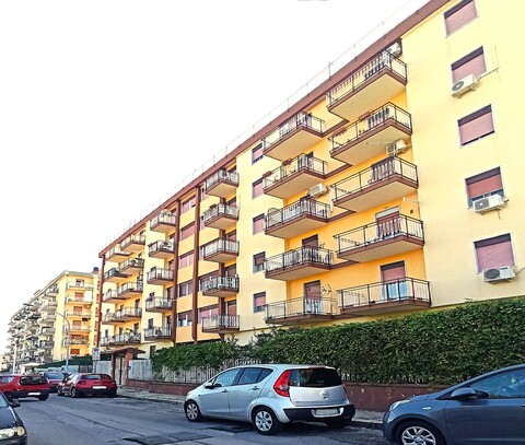 Appartamento in Vendita a Palermo Pitrè alta - Altarello