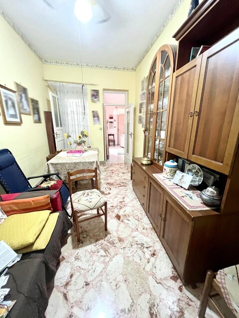 Fabbricato indipendente in Vendita a Palermo Partanna Mondello