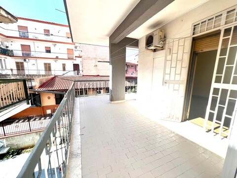 Appartamento in Vendita a Palermo Villagrazia
