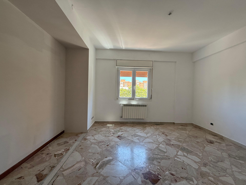 Appartamento in Vendita a Palermo Fiera - Montepellegrino - Cantieri