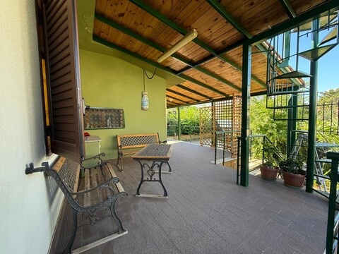 Villa in Vendita a Altavilla Milicia (Palermo)