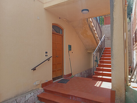 Porzione di bifamiliare in Vendita a Altofonte (Palermo)
