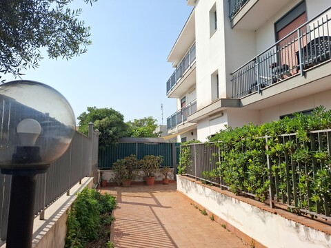 Appartamento in Vendita a Palermo Partanna Mondello