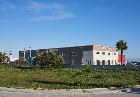 LAVORAZIONE FERRO E ACCIAIO INOX -- SABBIATURA, ZINCATURA, VERNICIATURA