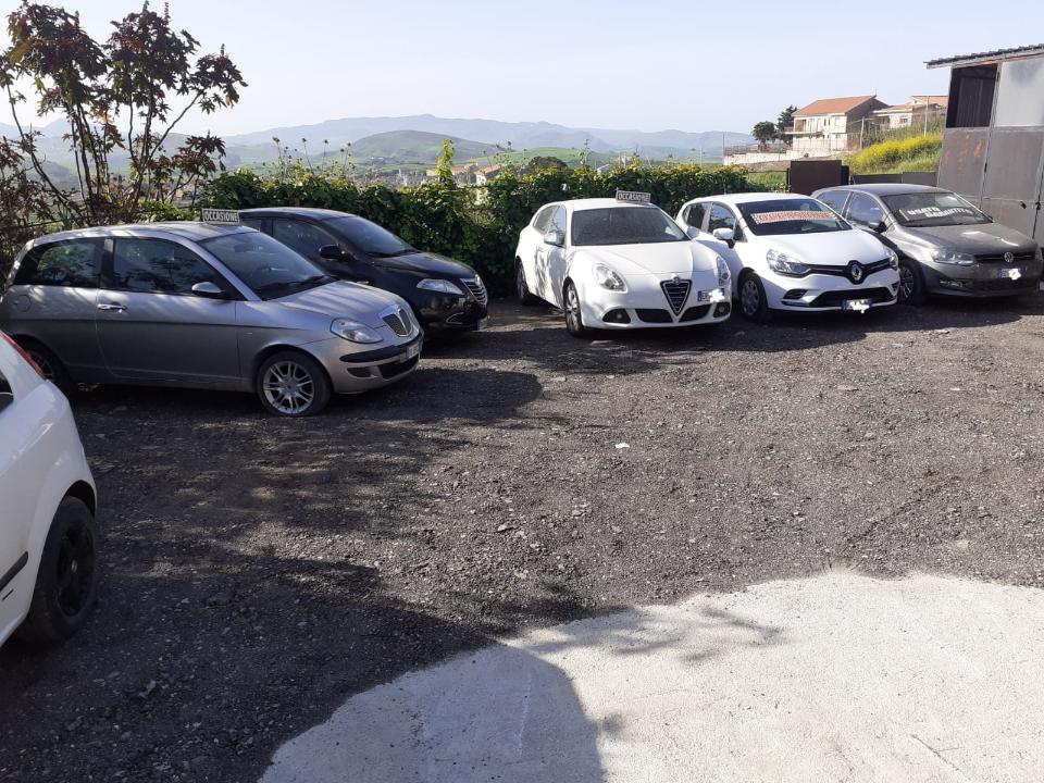 Auto / Vendita / Plurimarche /  Officina Sciara