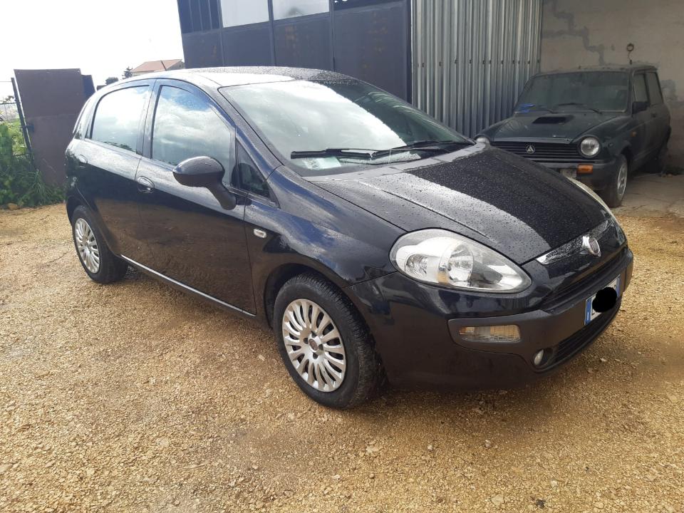 Auto / Vendita / FIAT GRANDE PUNTO / Officina Sciara