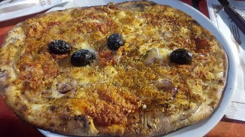 Pizza /  La Sciavata Camporealese / A Cannara