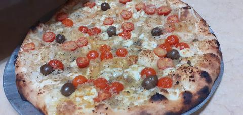 Pizza /   Rustica / Formato Famiglia /  Non Solo Pizza