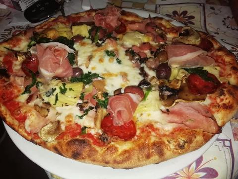 Pizza /  A Cannara /  A Cannara
