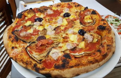 Pizzeria / Zingara / Pizzeria Gran Vulcano