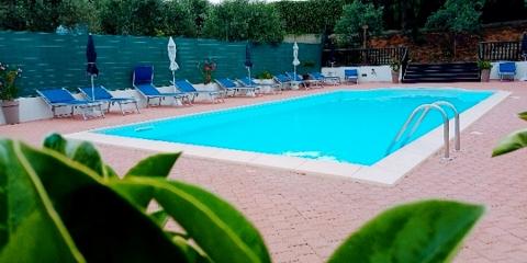Giornata di relax / piscina / giochi d'acqua / A.S.D. L'Oasi di Camporeale