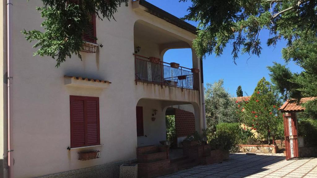 Villa bifamiliare in Vendita a Altavilla Milicia (Palermo)