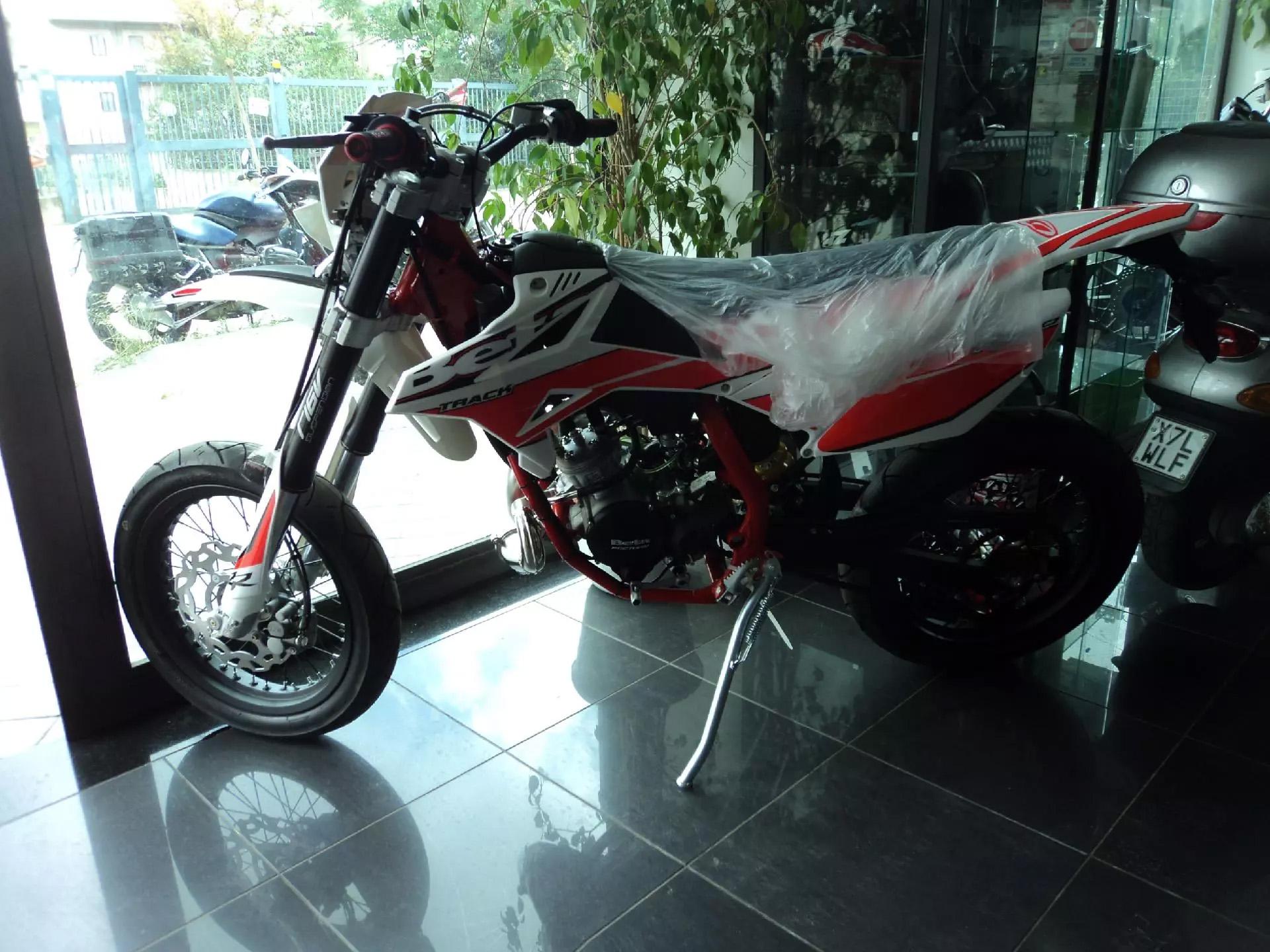 Beta rr motard track