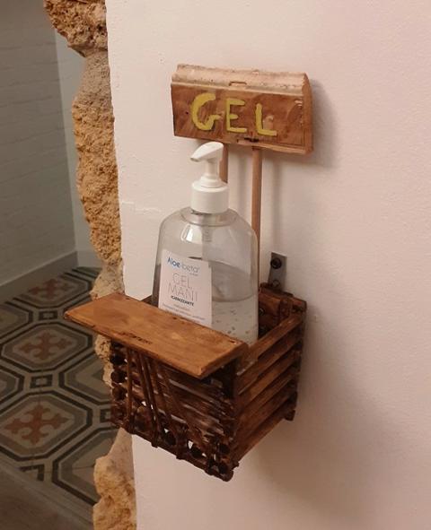 Porta gel per in legno Artigiano Marco Porta gel per in legno