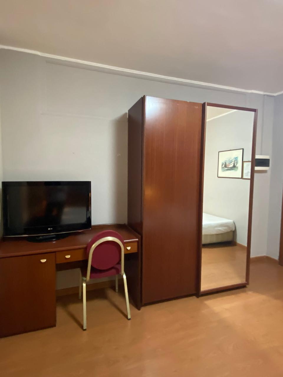Economy triple Room