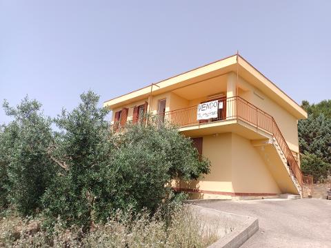 Villa in Vendita a Ciminna Contrada Loreto (Palermo)