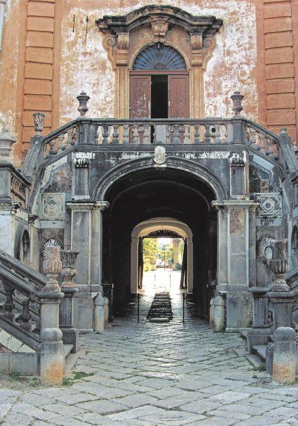 VILLA PALAGONIA