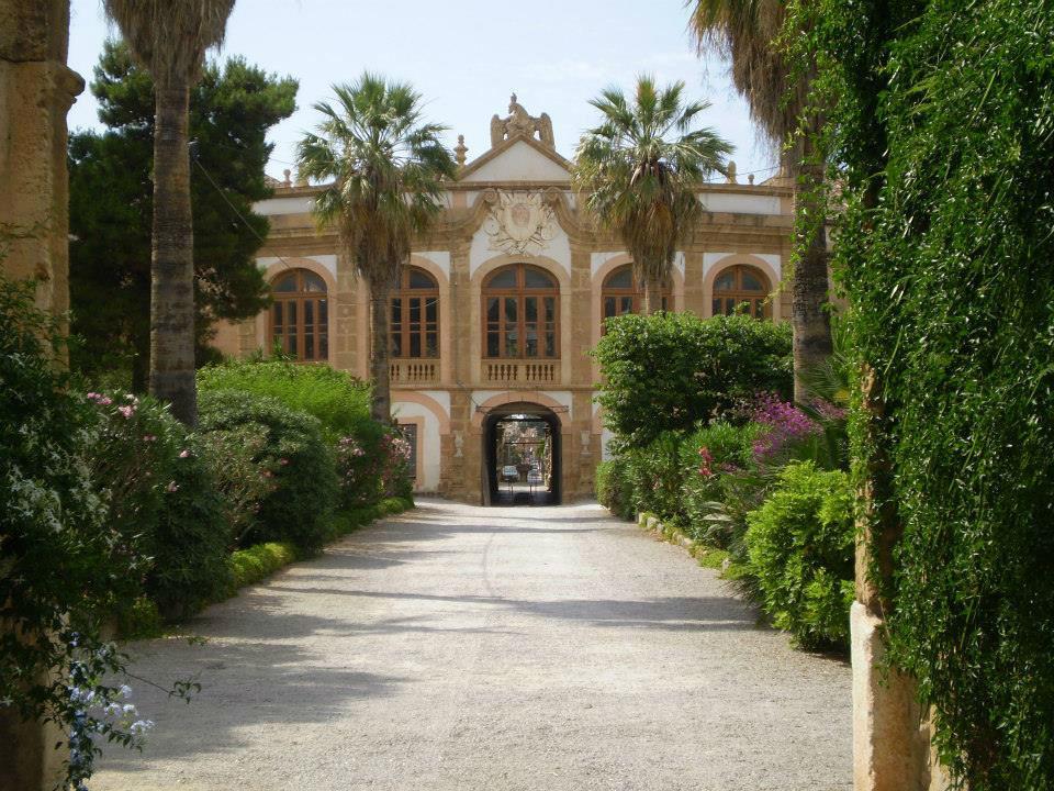 VILLA PALAGONIA