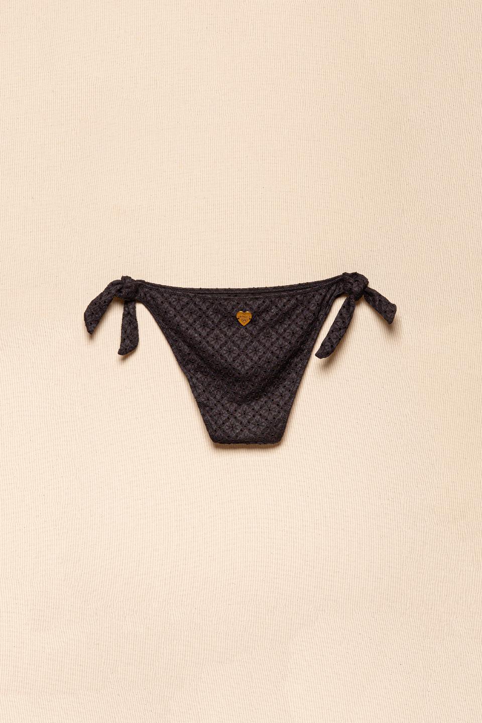 tanga  in pizzo san gallo twinset tanga laccetti logo