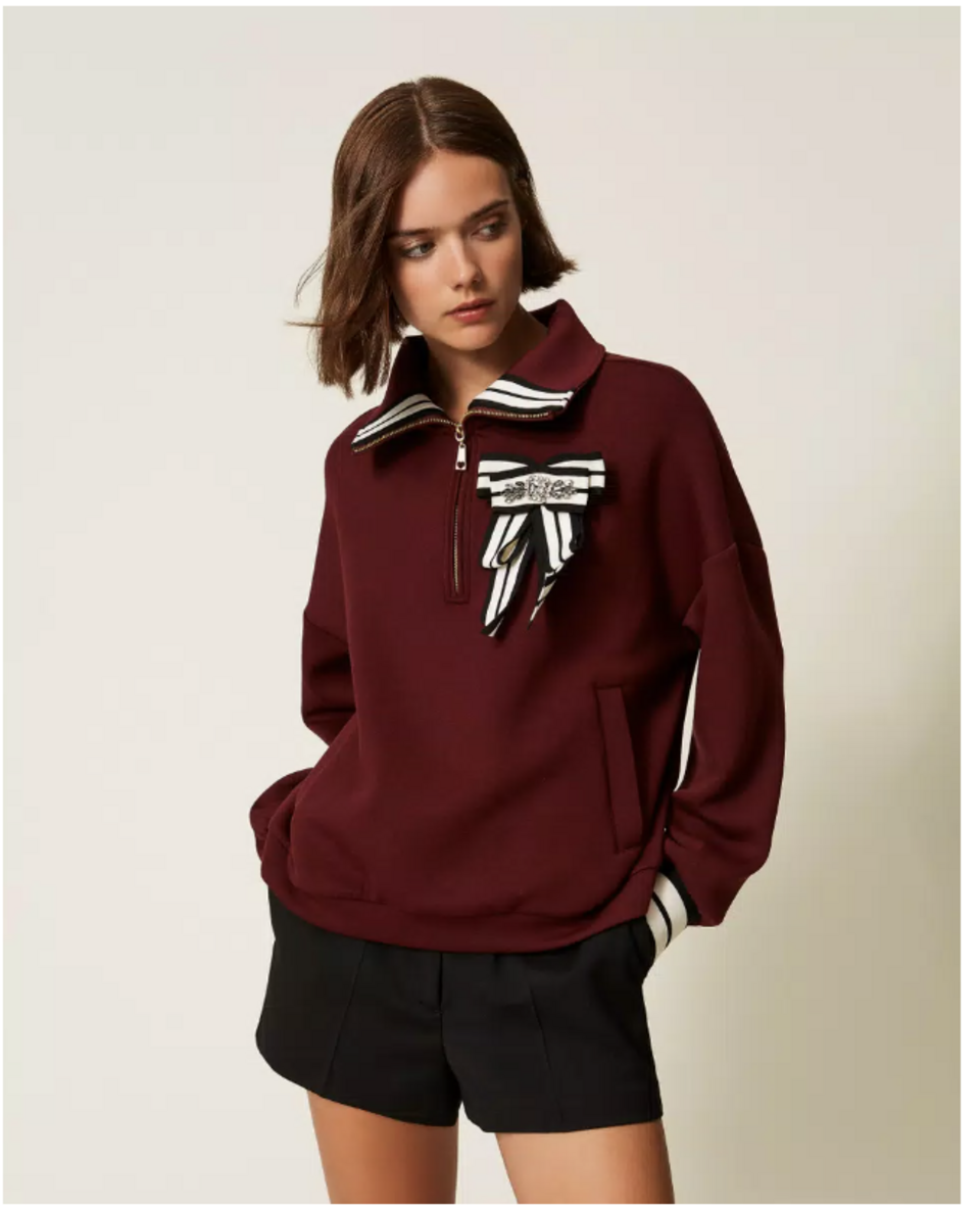 Felpa in tessuto scuba con spilla twinset felpa mezza cerniera