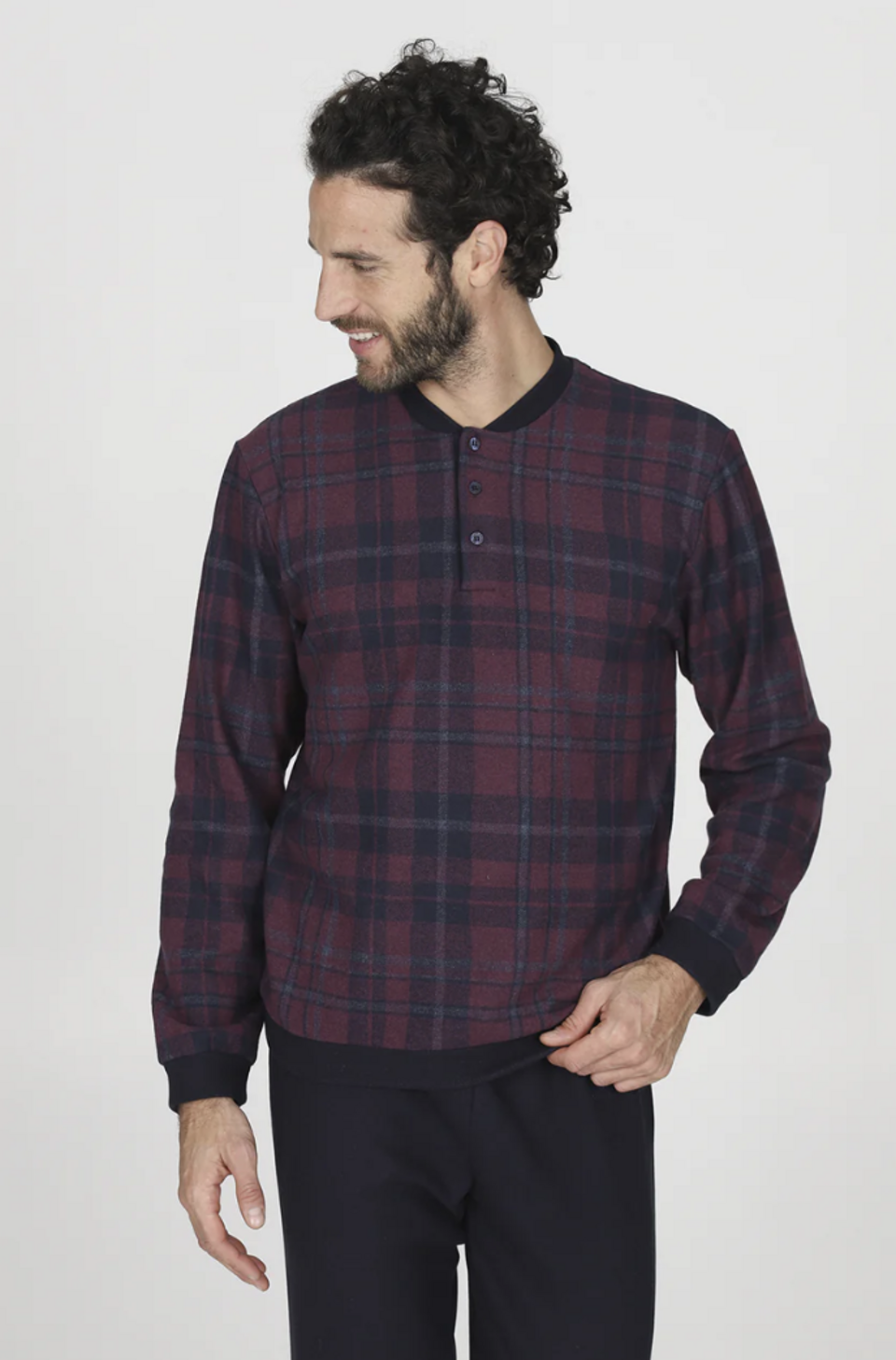 pigiama serafino in confortevole jacquard scozzese bordeaux julipet maglia serafino scozzese pantalone unica tinta