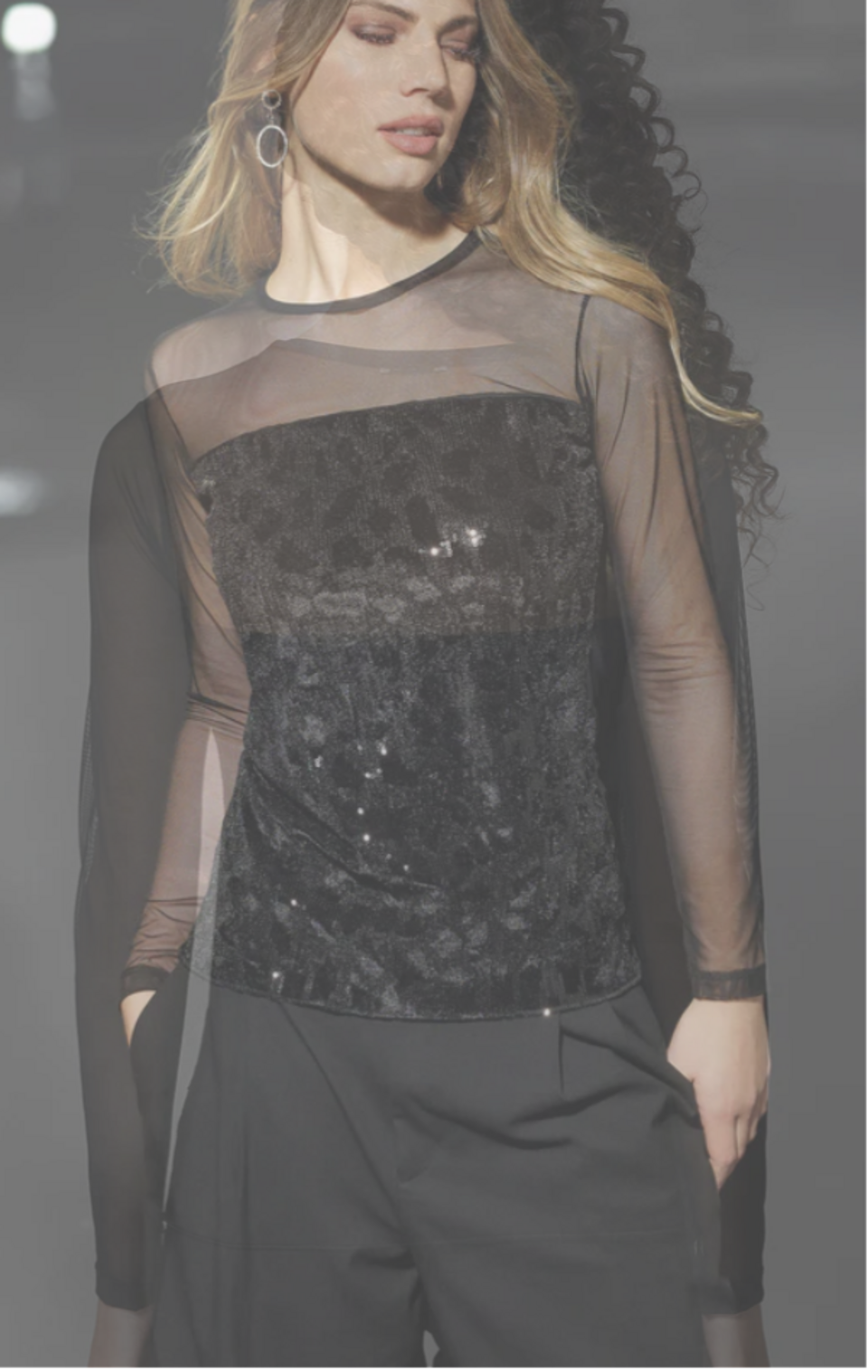 maglia in velluto manica lunga  tulle jadea 4823