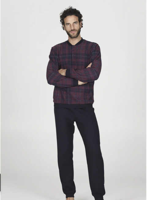 pigiama serafino in confortevole jacquard scozzese bordeaux julipet maglia serafino scozzese pantalone unica tinta