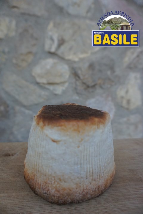 Ricotta salata al forno Azienda Agricola Basile