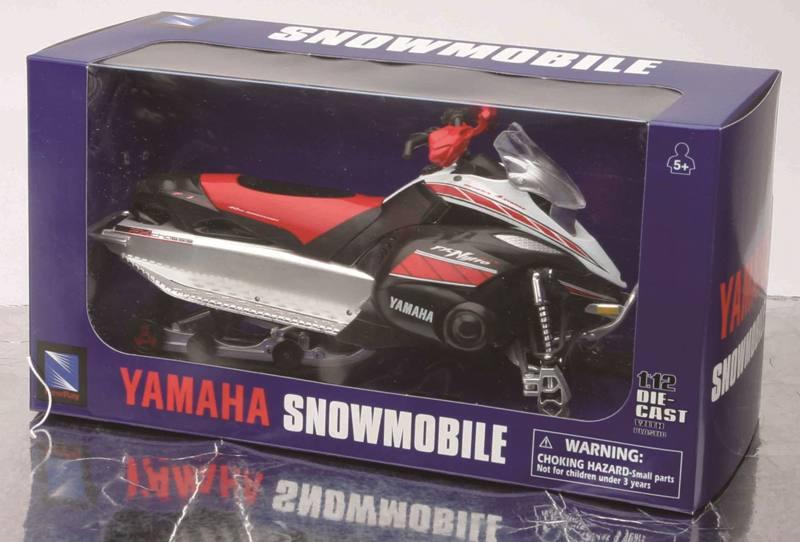 1:12 SNOWMOBILE YAMAHA FX 2008 new-ray