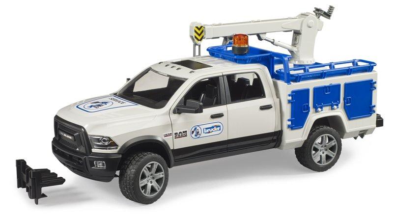 RAM 2500 Power Wagon di servizio con gru bruder