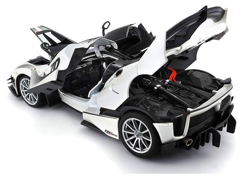 1/18 Ferrari R & P Ferrari FXX K EVO #70 Pearl White