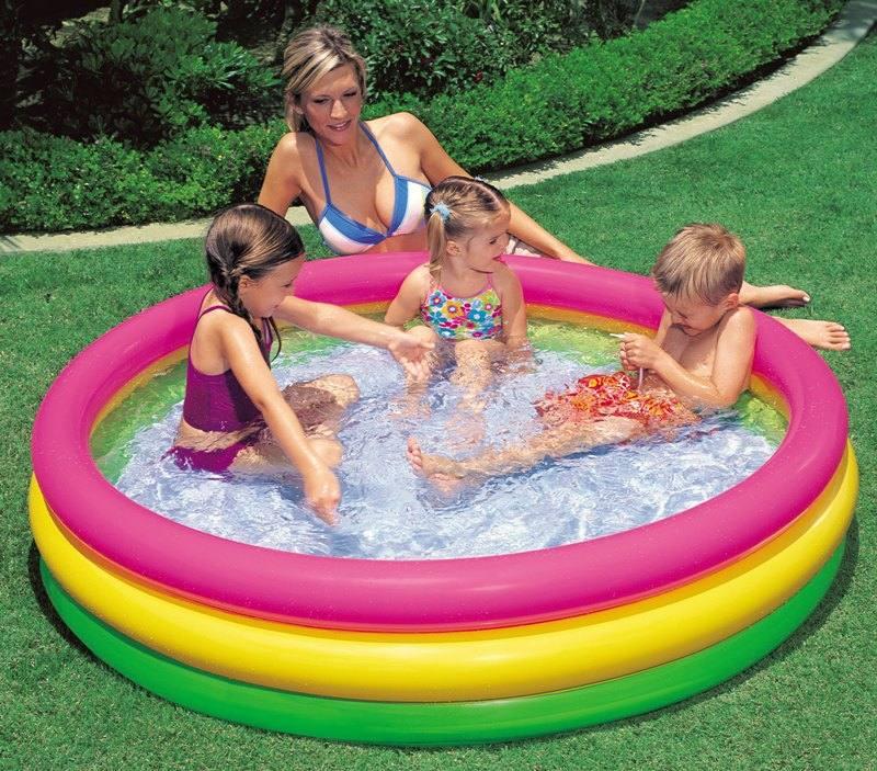 PISCINA 3 ANELLI CM 114X25 Intex (gonfiabile)