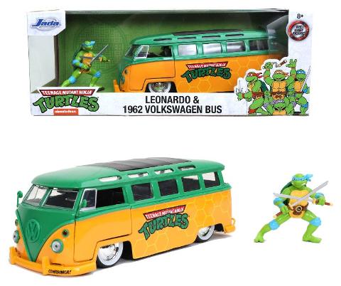 Turtles 1962 VW Bus 1:24 con personaggio di Leonardo in die-cast Simba