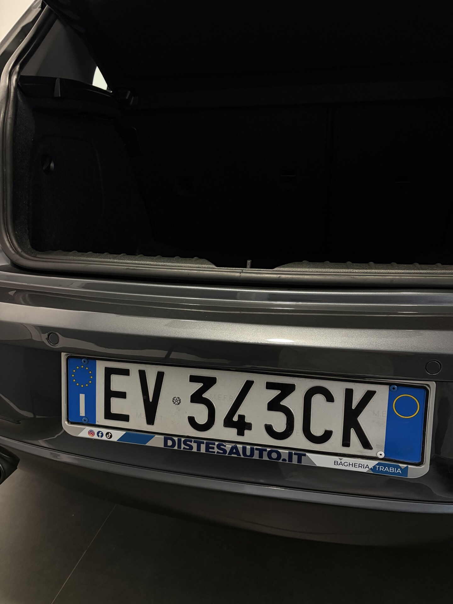 BMW 118 catena appena fatta Diesel