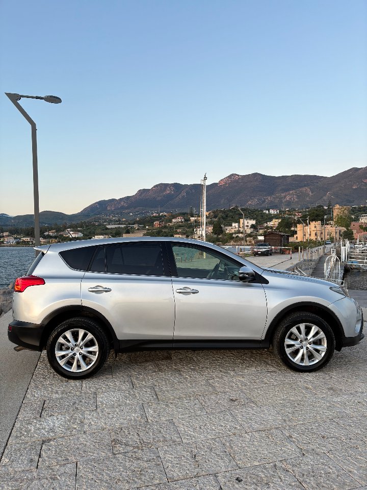 Toyota Rav 4 2.2 150CV Diesel