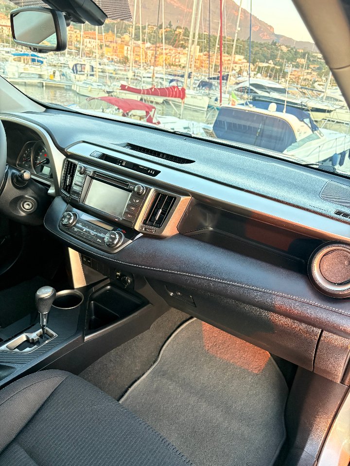 Toyota Rav 4 2.2 150CV Diesel