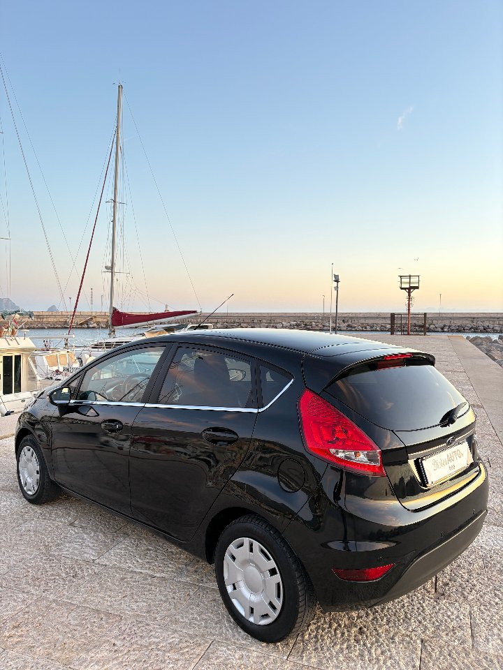 Ford Fiesta TITANIUM Diesel